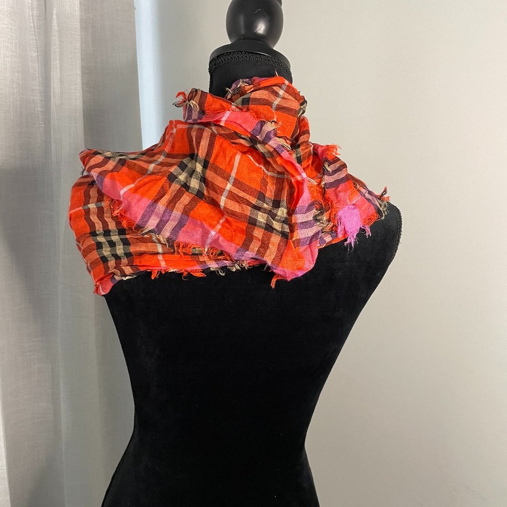BURBERRY SCARF/WRAP